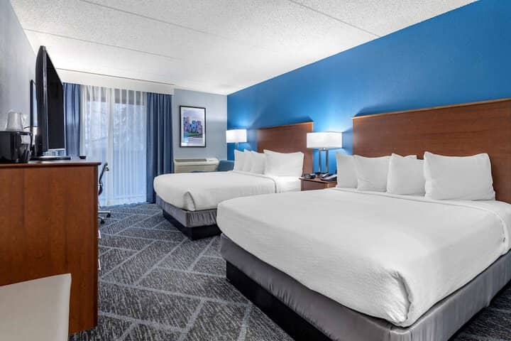 Room 14 of 25